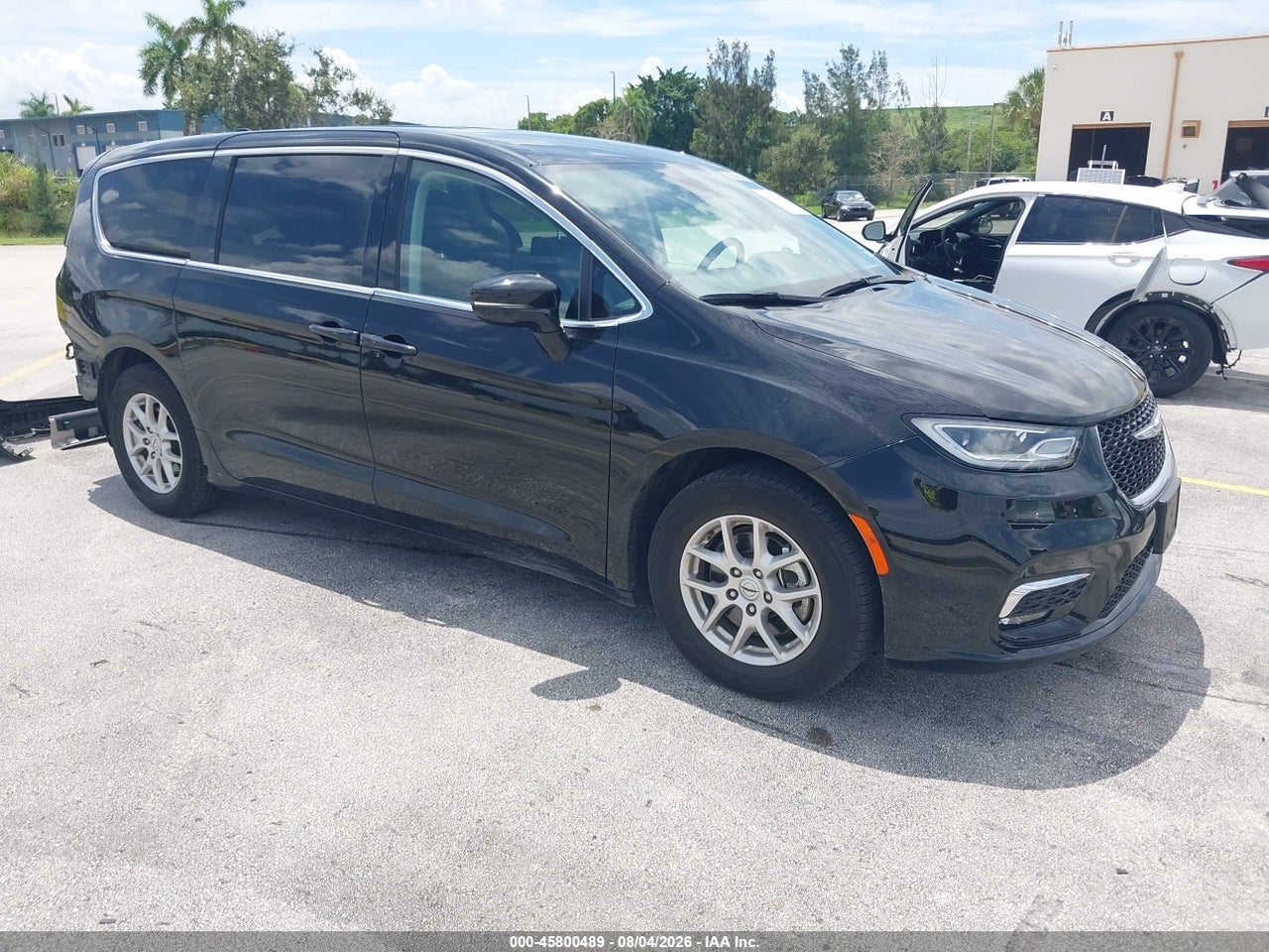 2C4RC1BG8RR****** · 2024 CHRYSLER PACIFICA TOURING L