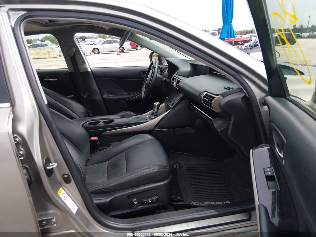 2015 LEXUS IS 250 · 5/11
