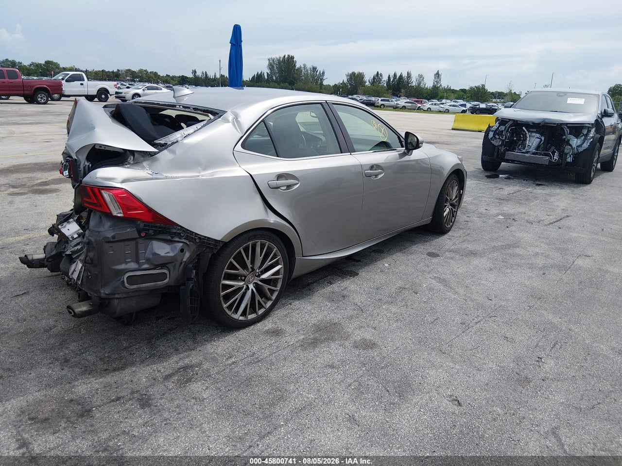 2015 LEXUS IS 250 · 4/11