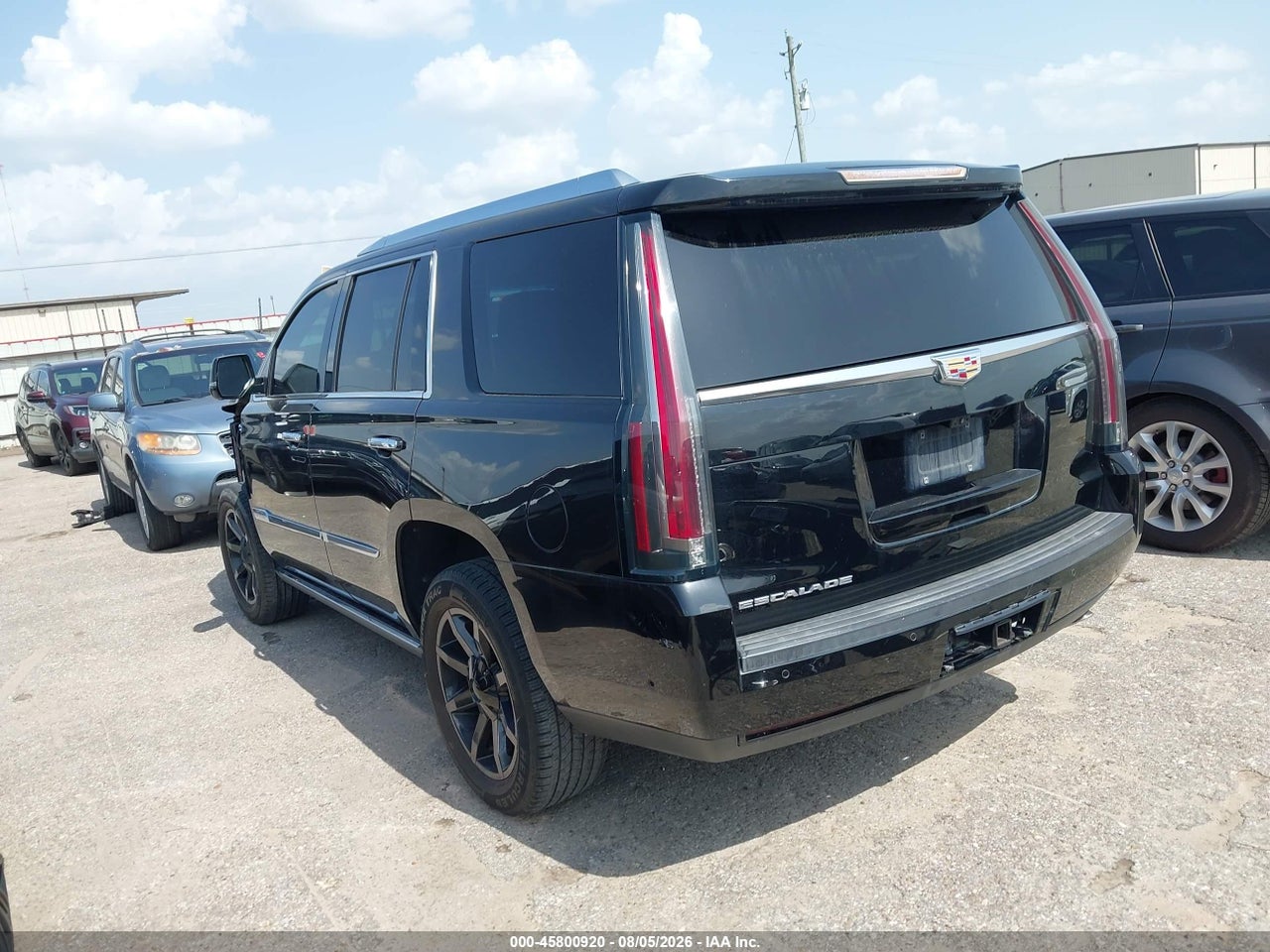 2017 CADILLAC ESCALADE PREMIUM LUXURY · 3/11