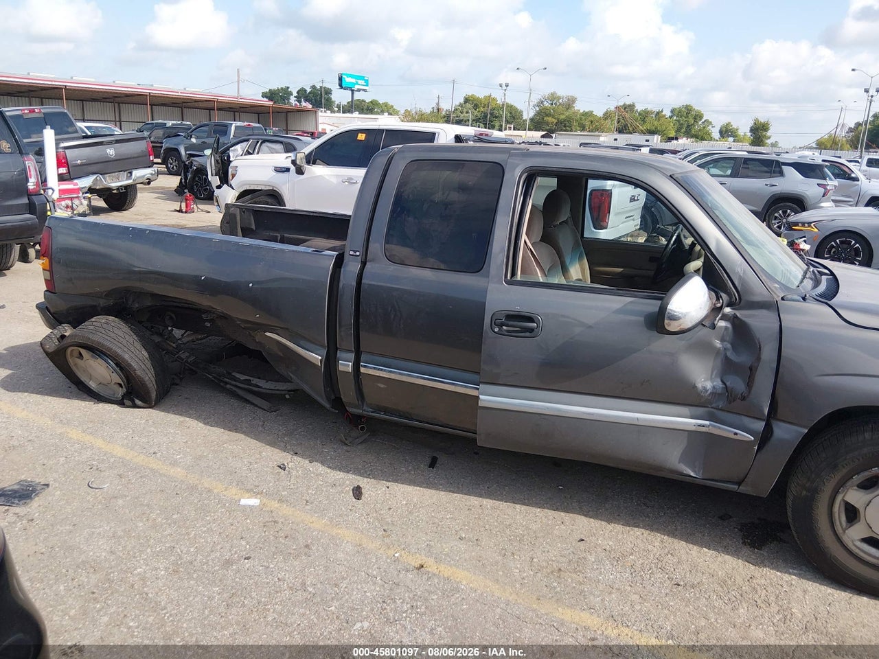 2001 GMC SIERRA 1500 SLE · 6/10