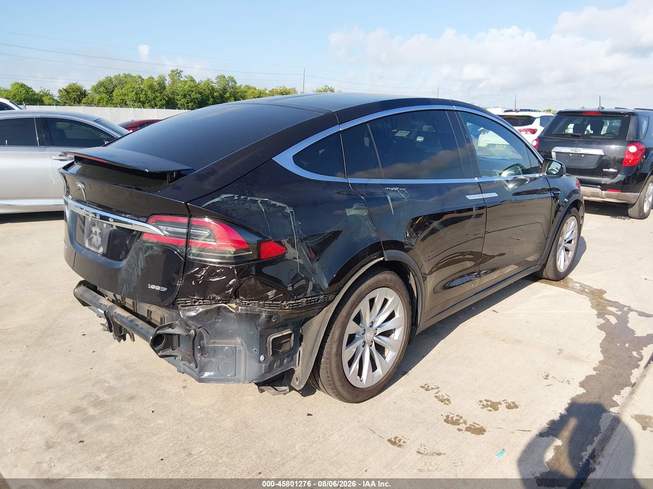2017 TESLA MODEL X · 4/10