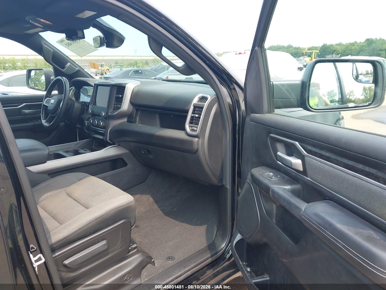 2021 RAM 1500   · 5/11