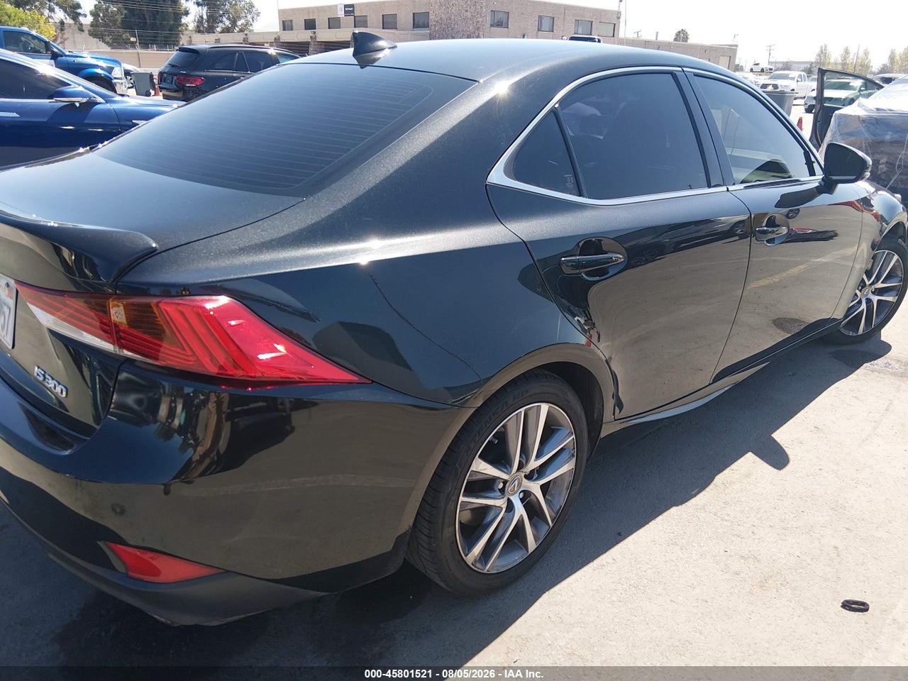 2020 LEXUS IS 300 · 4/11