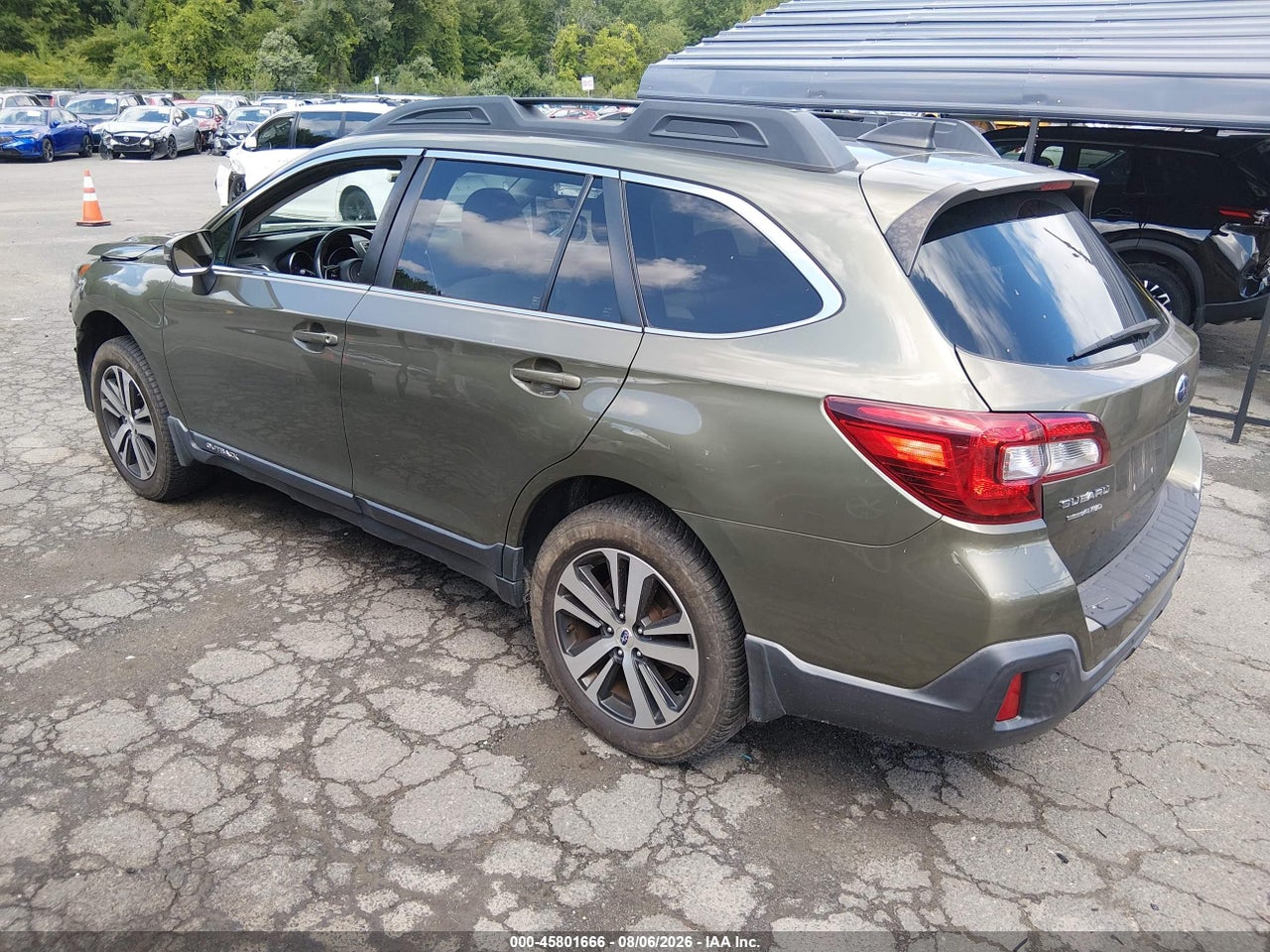 2018 SUBARU OUTBACK 2.5I LIMITED · 3/11