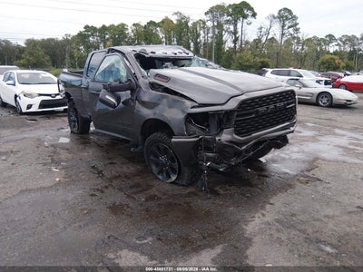 3C6UR5DL2RG****** · 2024 RAM 2500 BIG HORN  4X4 6'4 BOX
