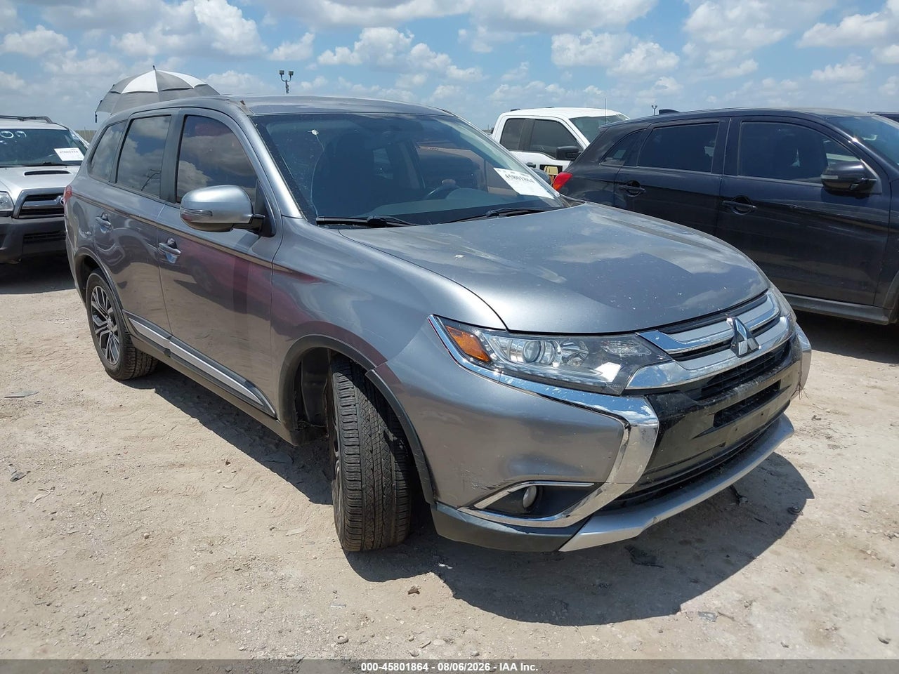 JA4AD3A36JZ****** · 2018 MITSUBISHI OUTLANDER SE