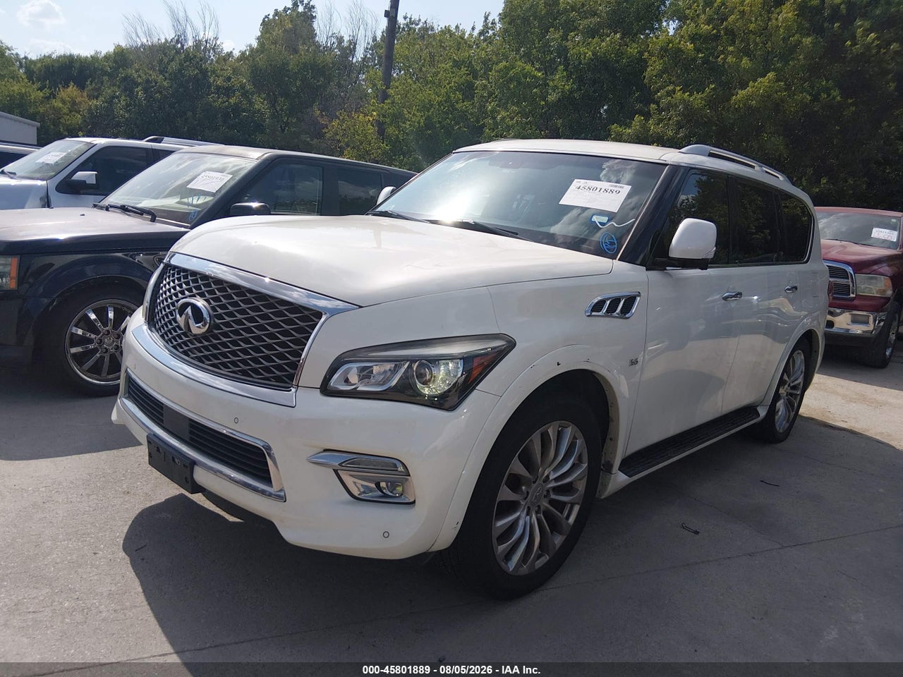 2015 INFINITI QX80 · 2/11