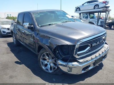 2019 RAM 1500 CLASSIC LARAMIE 4X2 5'7 BOX