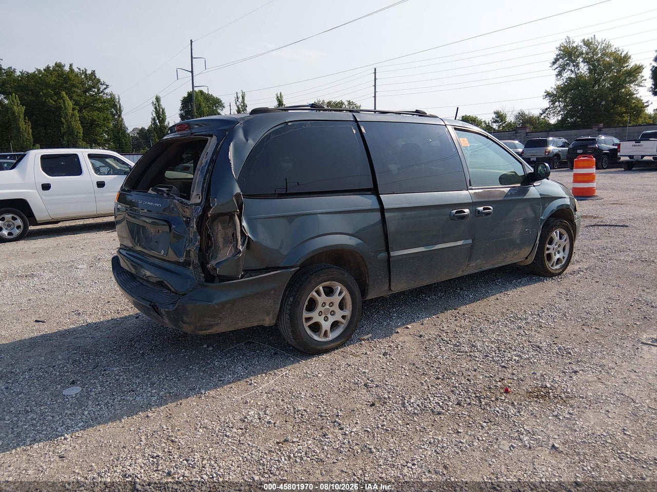 2002 DODGE GRAND CARAVAN SPORT · 4/11