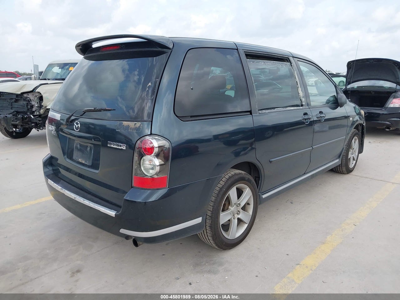 2004 MAZDA MPV LX · 4/11