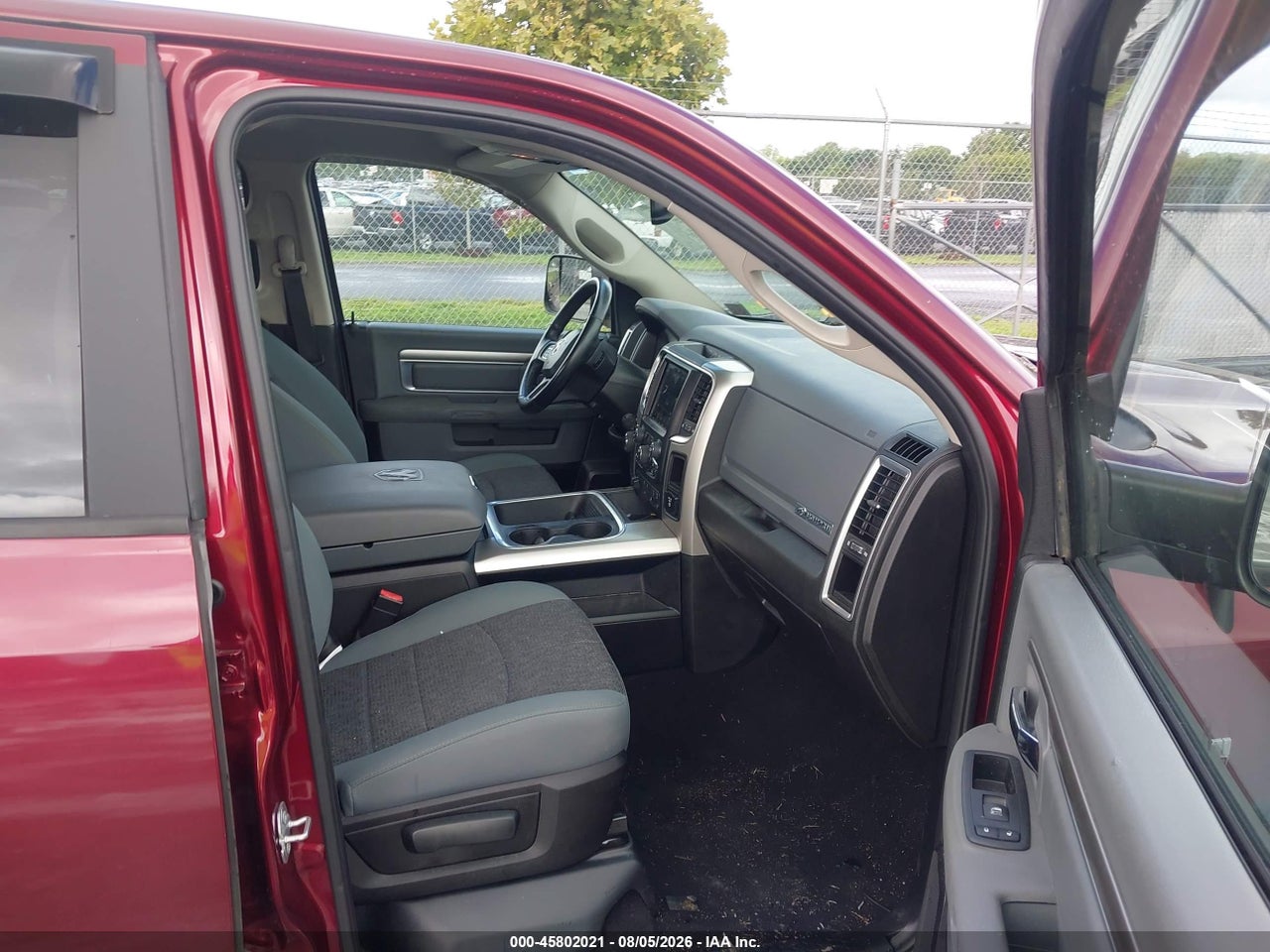2019 RAM 1500 CLASSIC BIG HORN  4X4 5'7 BOX · 5/11