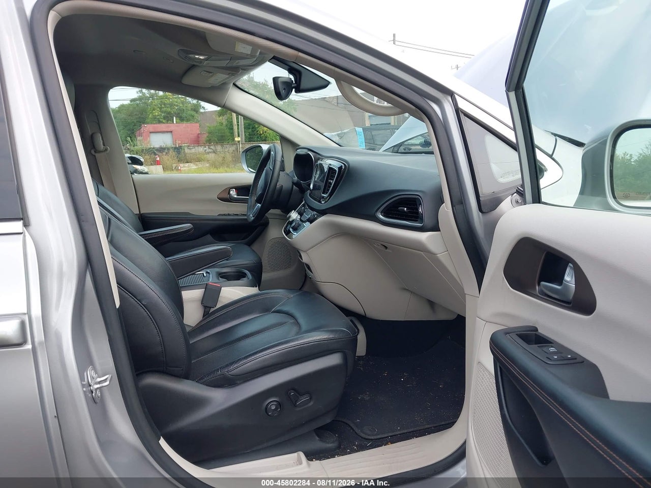 2018 CHRYSLER PACIFICA TOURING L PLUS · 5/11