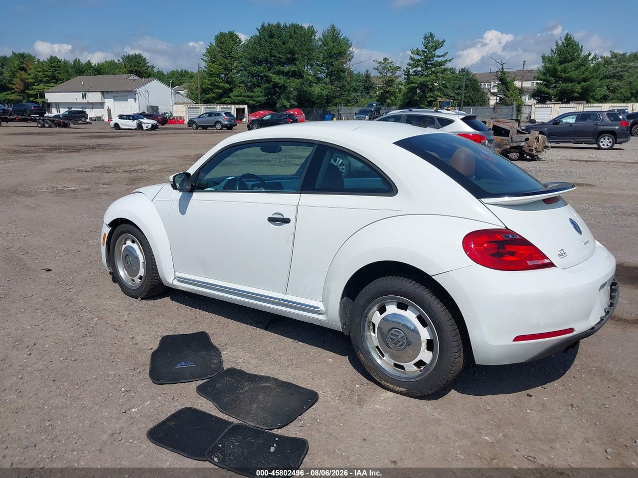 2016 VOLKSWAGEN BEETLE 1.8T CLASSIC · 3/11