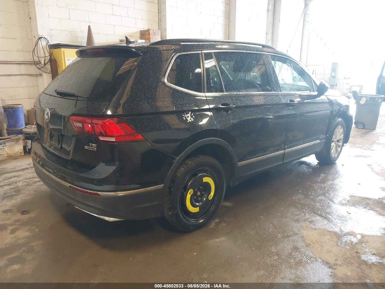 2018 VOLKSWAGEN TIGUAN 2.0T SE/2.0T SEL · 4/11