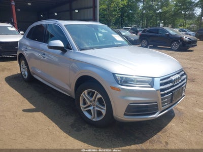 WA1ANAFYXK2****** · 2019 AUDI Q5 45 PREMIUM