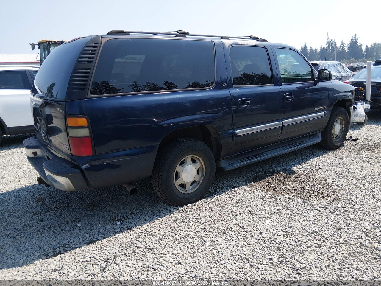 2005 GMC YUKON XL 1500 SLT · 4/11