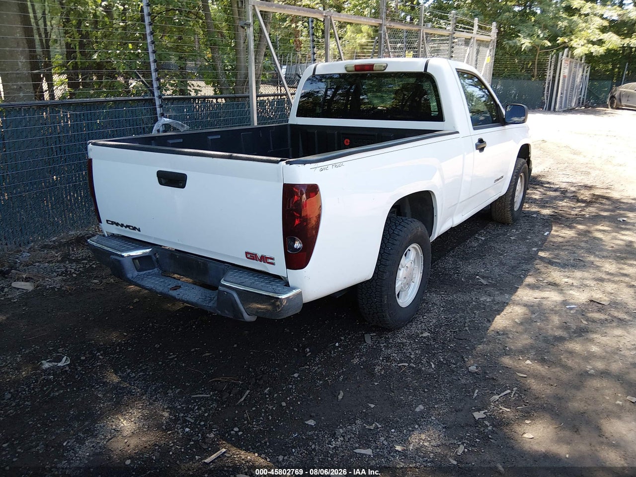 2004 GMC CANYON SL · 4/11