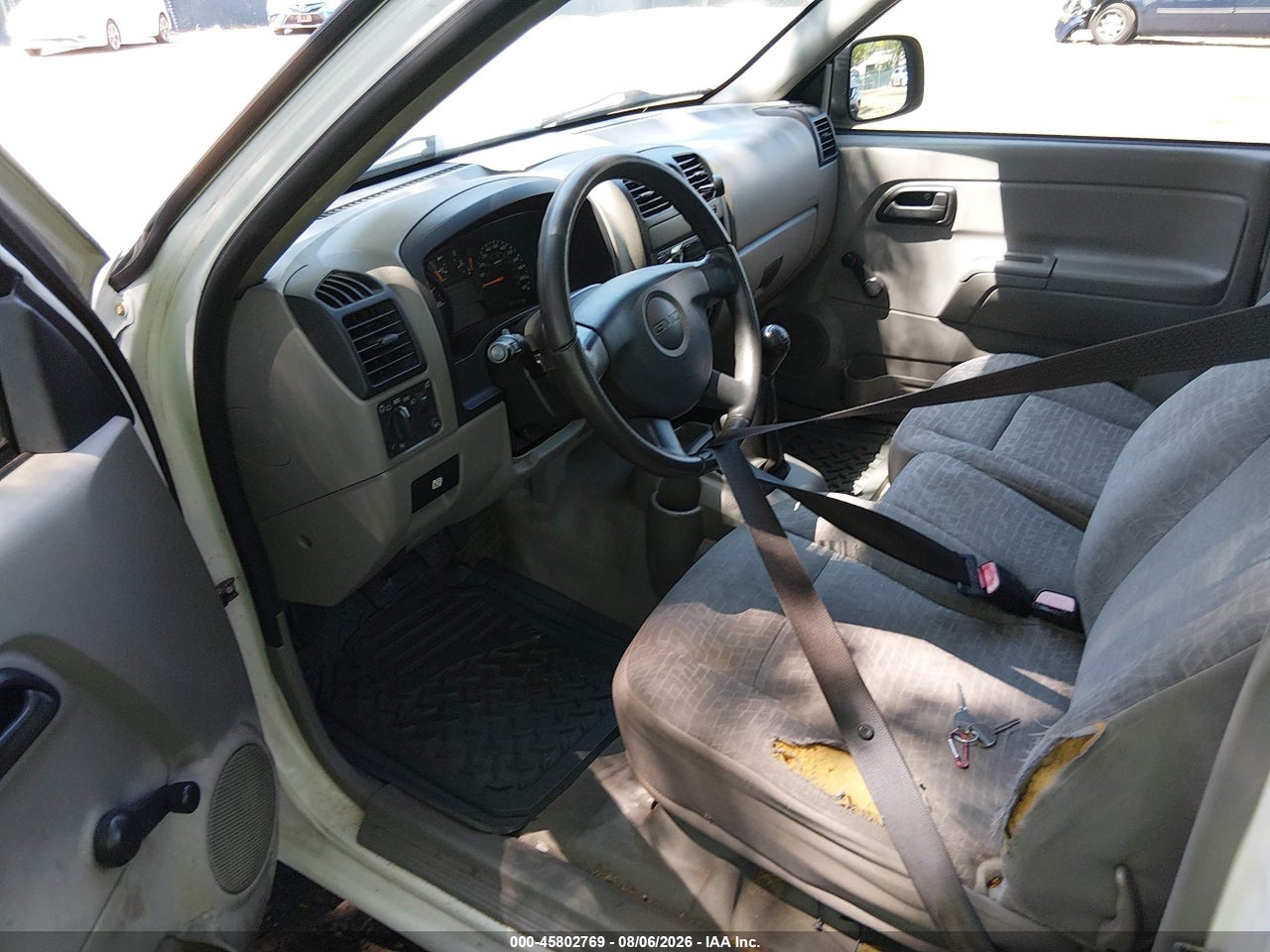 2004 GMC CANYON SL · 5/11