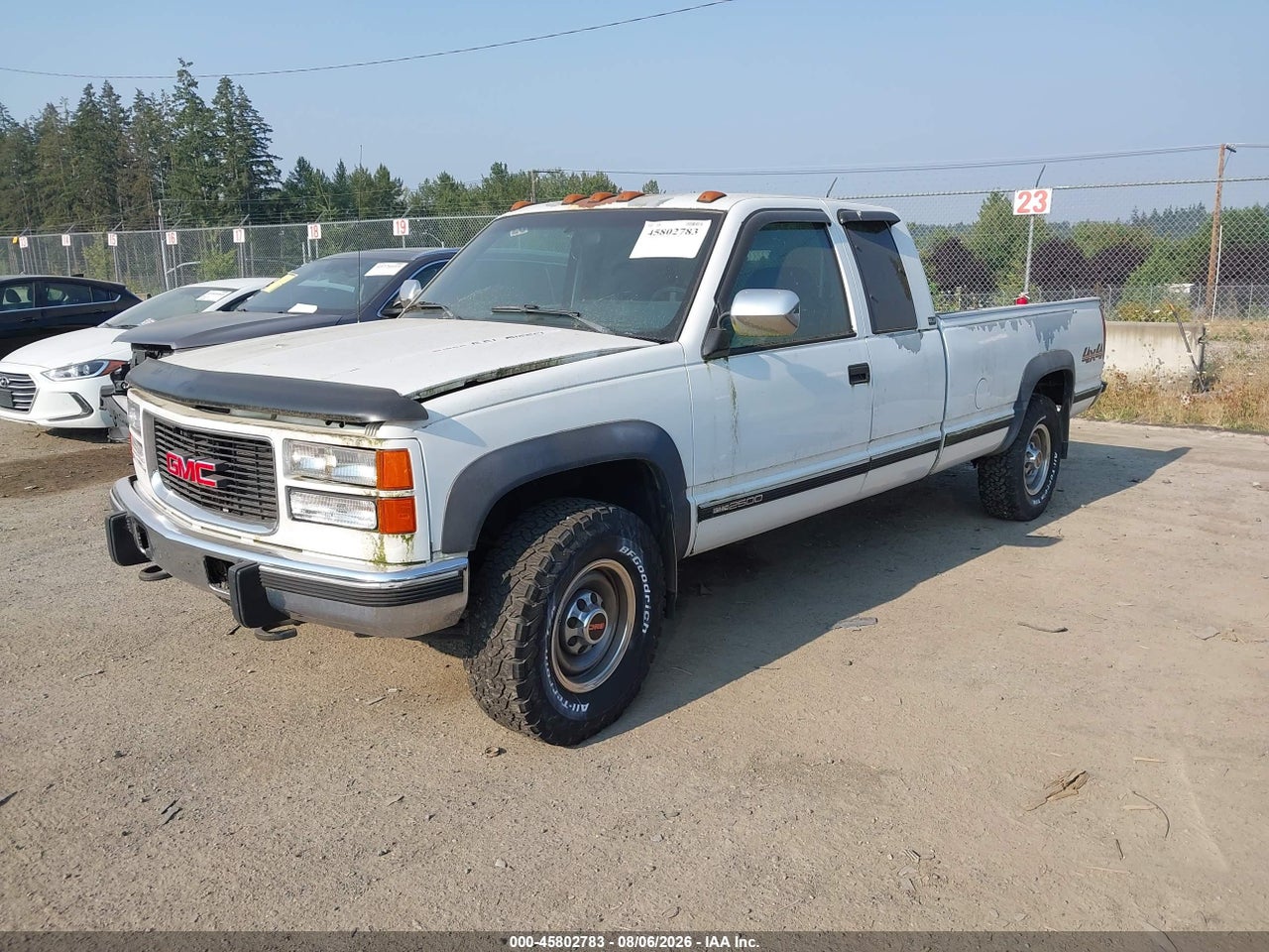 1994 GMC SIERRA K2500 · 2/11