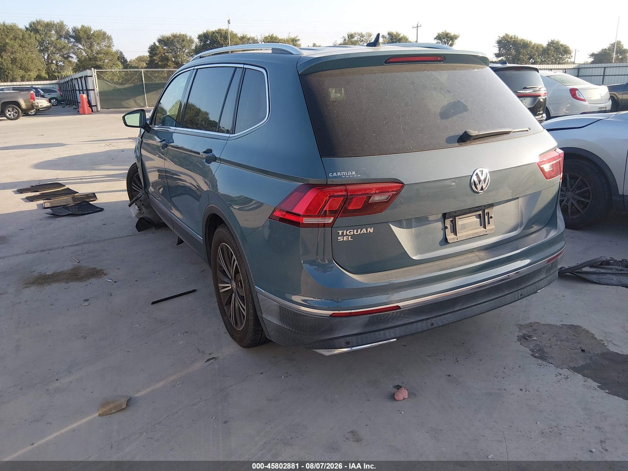 2019 VOLKSWAGEN TIGUAN 2.0T SE/2.0T SEL/2.0T SEL R-LINE/2.0T SEL R-LINE BLACK · 3/10