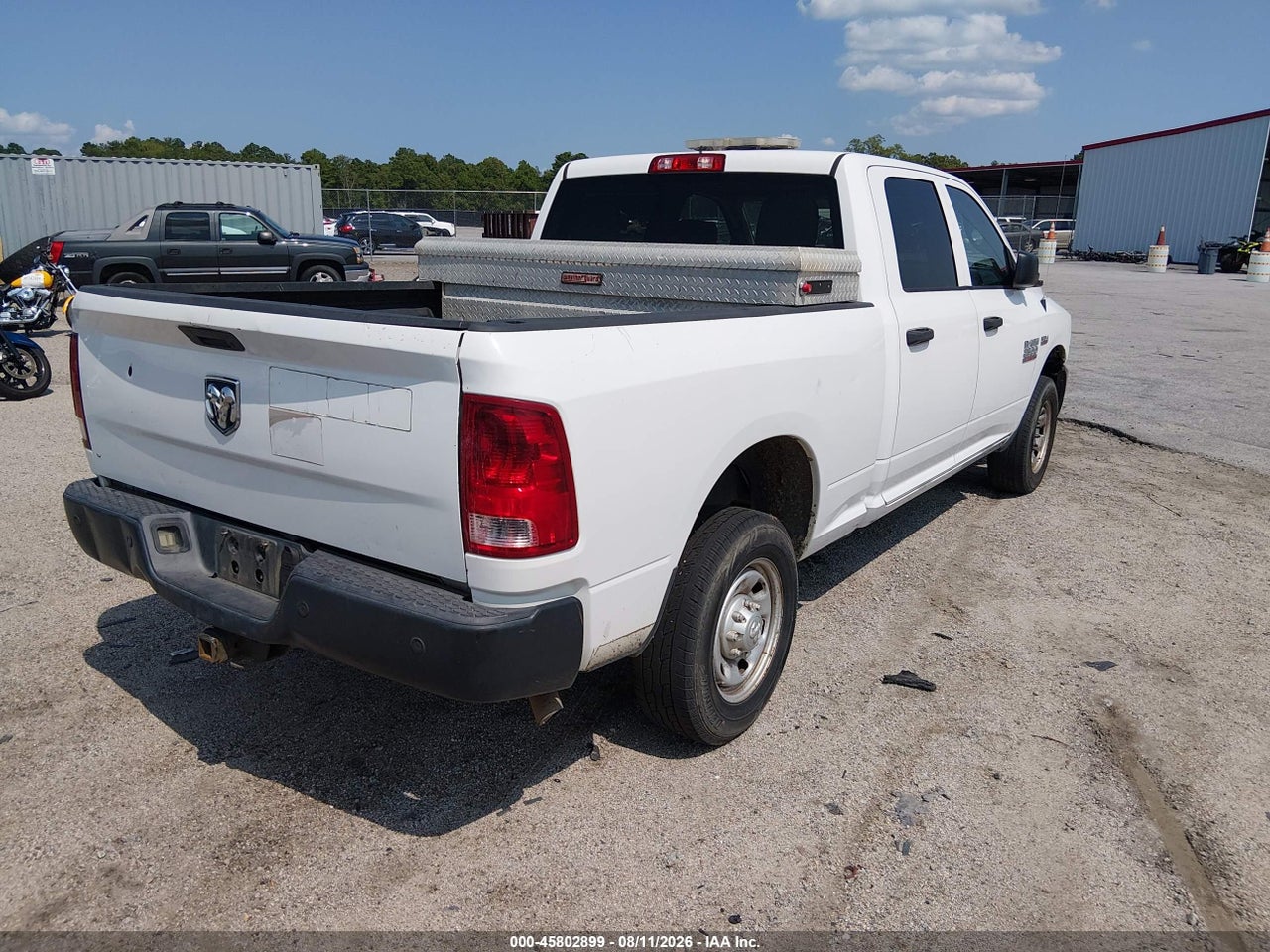2016 RAM 2500 TRADESMAN · 4/11