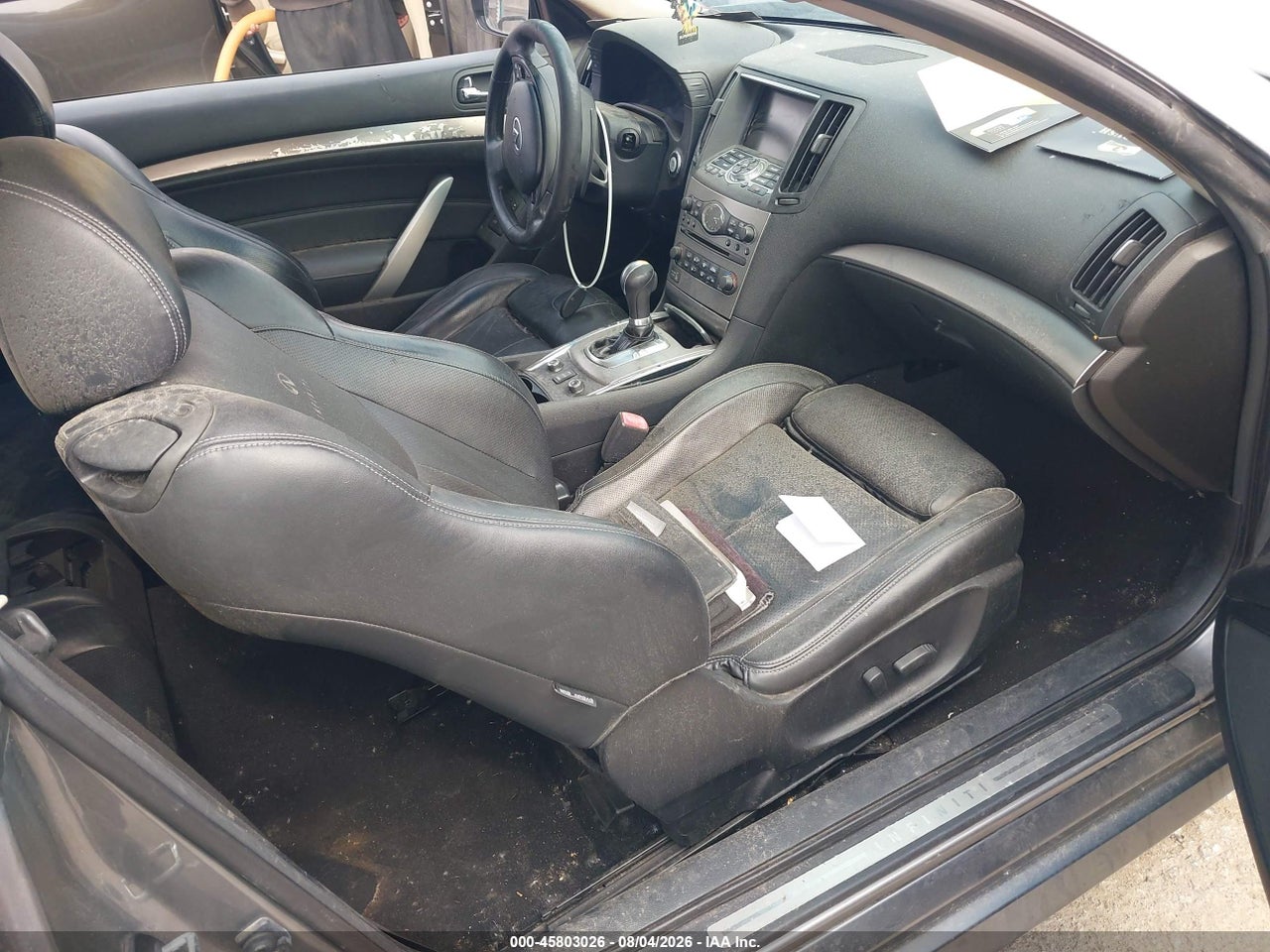 2011 INFINITI G37X · 5/11
