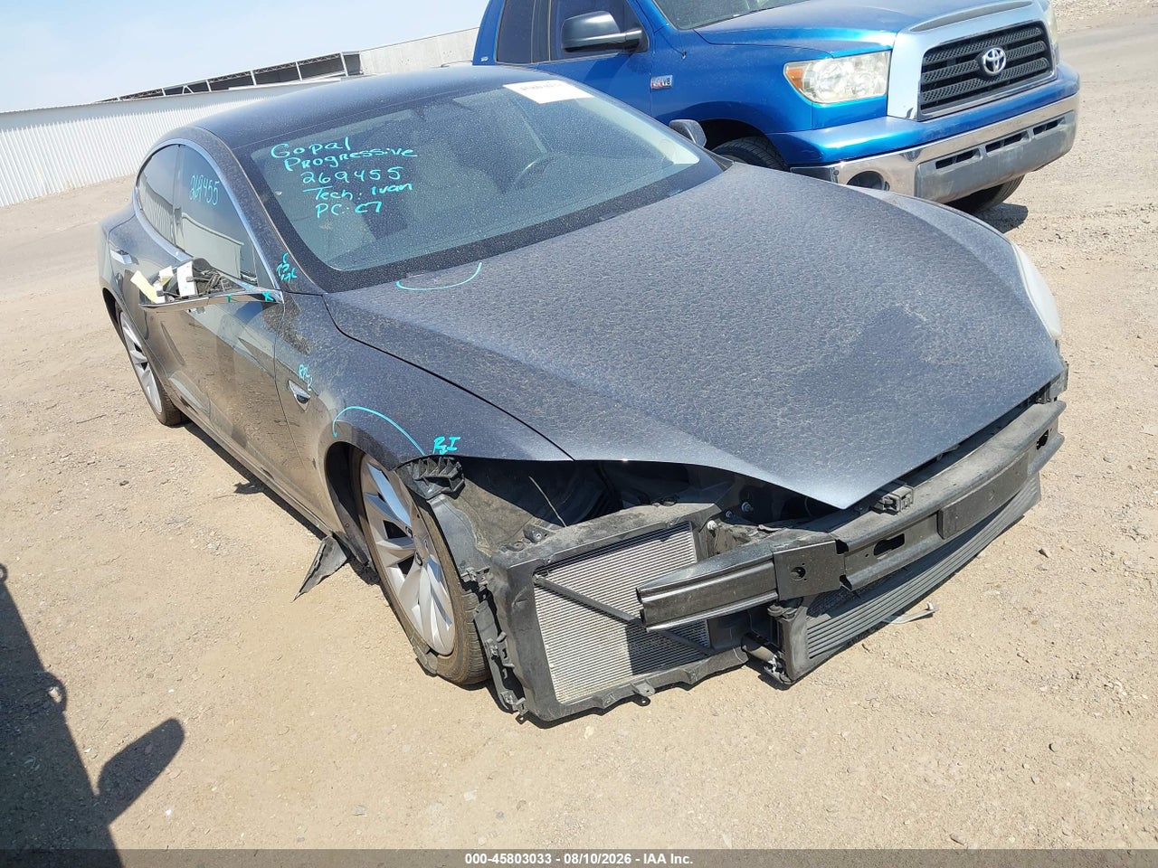 5YJSA1E21JF****** · 2018 TESLA MODEL S