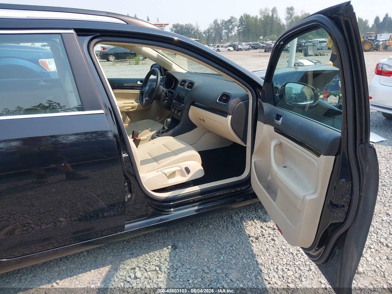 2013 VOLKSWAGEN JETTA SPORTWAGEN 2.0L TDI · 5/11