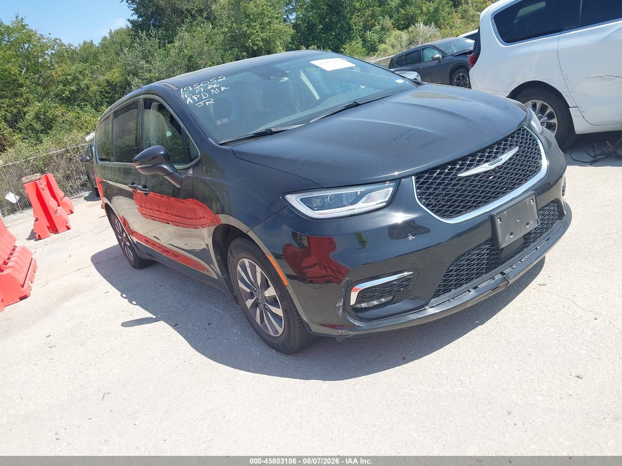 2C4RC1L70PR****** · 2023 CHRYSLER PACIFICA HYBRID TOURING L