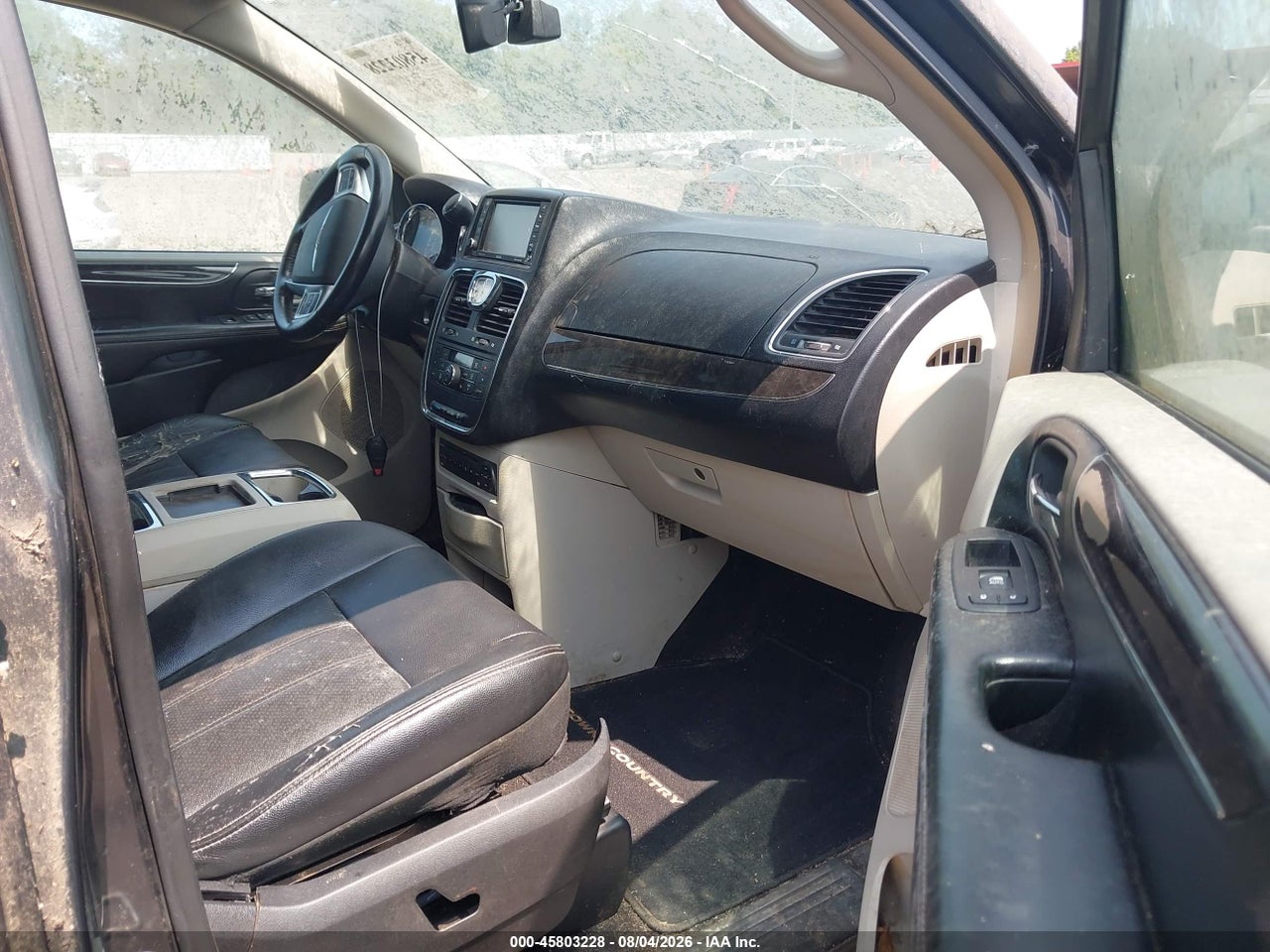 2012 CHRYSLER TOWN &amp; COUNTRY TOURING-L · 5/11