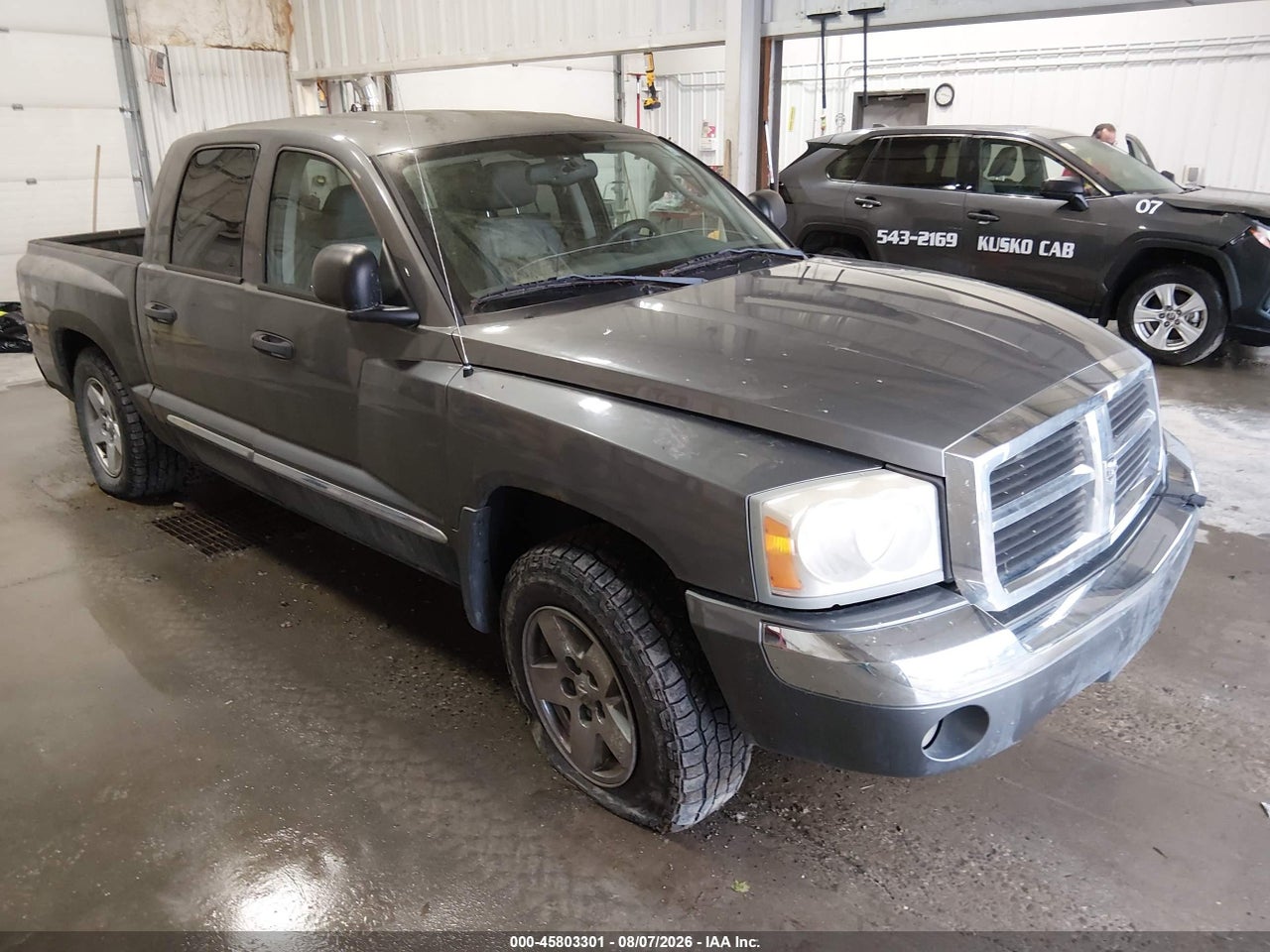 1D7HW58N95S****** · 2005 DODGE DAKOTA LARAMIE
