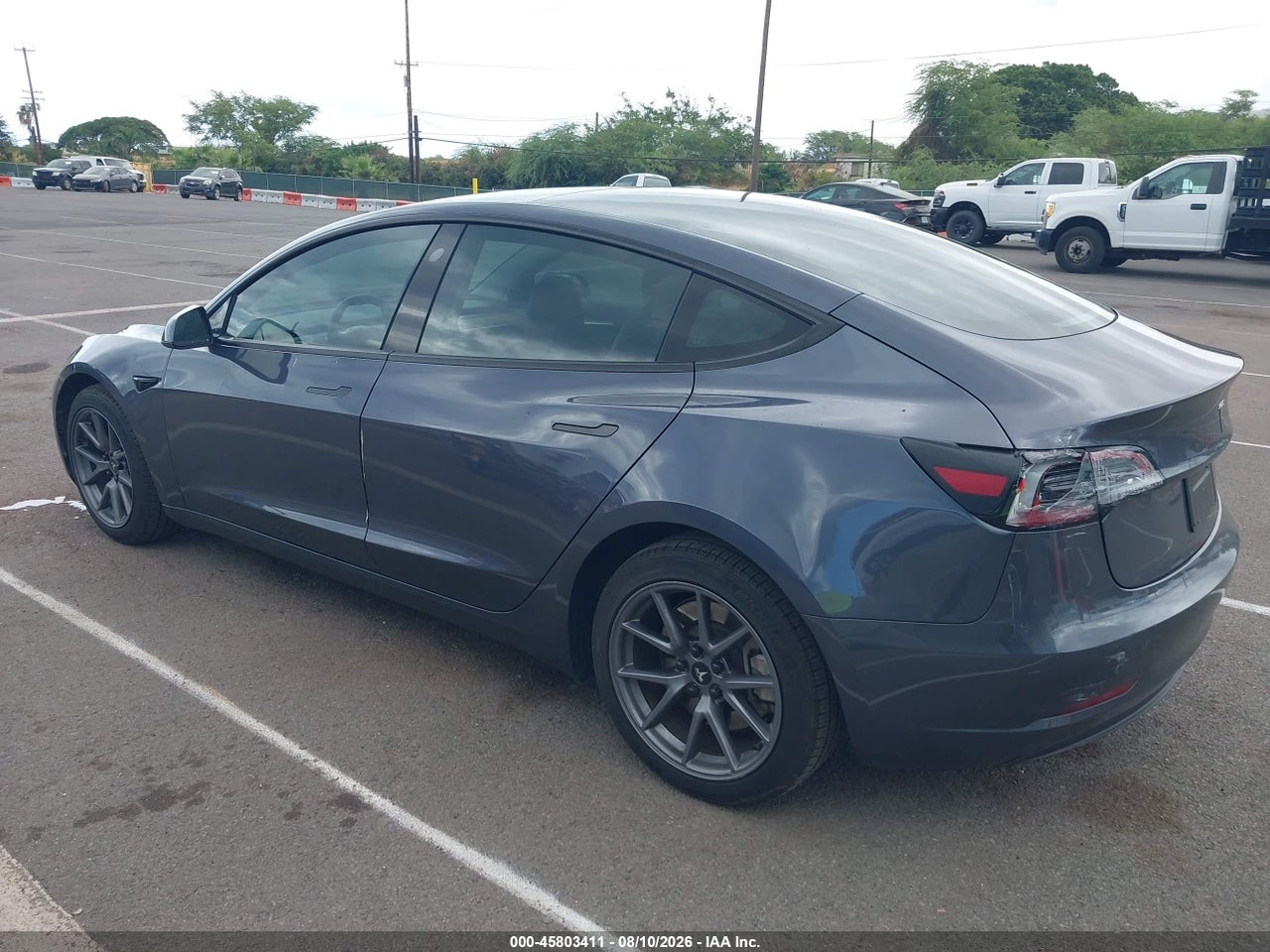 2023 TESLA MODEL 3 REAR-WHEEL DRIVE · 3/9