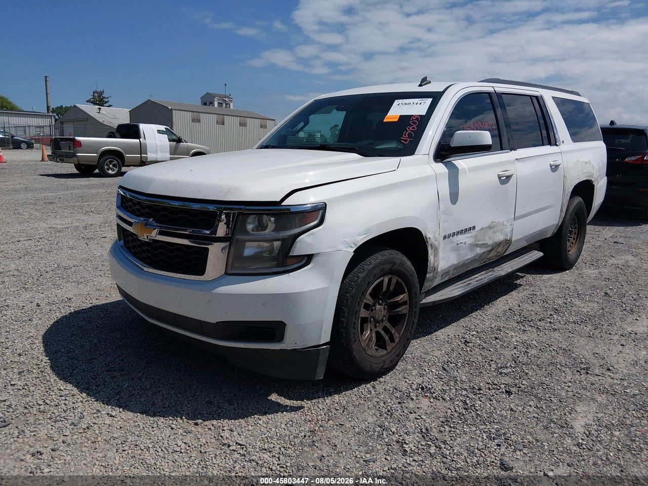 2015 CHEVROLET SUBURBAN LT · 2/11