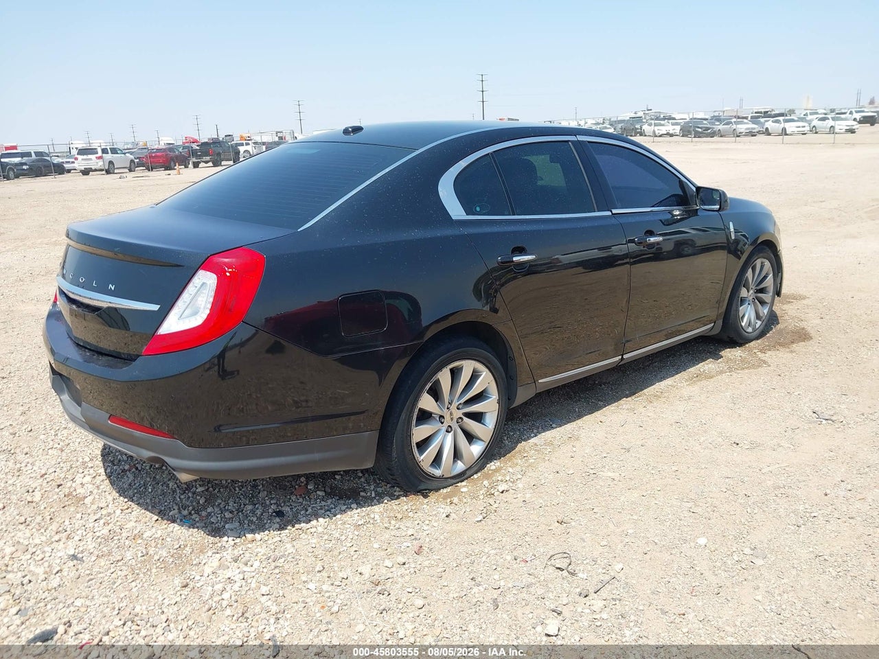 1LNHL9DK2FG****** · 2015 LINCOLN MKS   · 4/11
