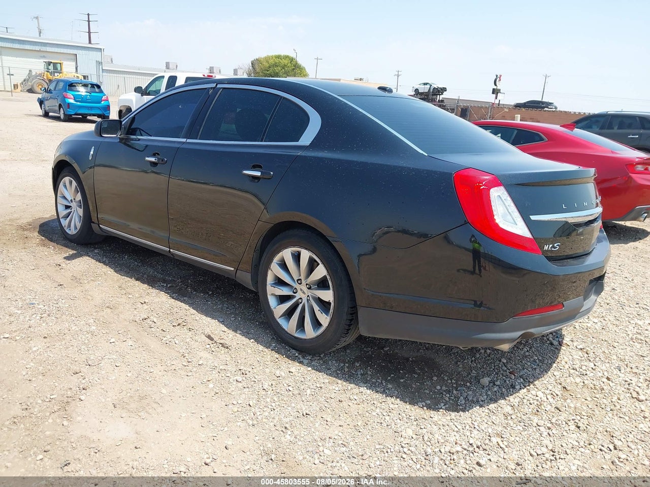 1LNHL9DK2FG****** · 2015 LINCOLN MKS   · 3/11