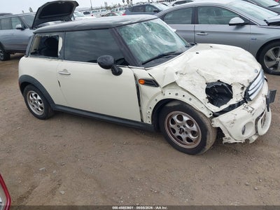 WMWSU3C55CT****** · 2012 MINI COOPER