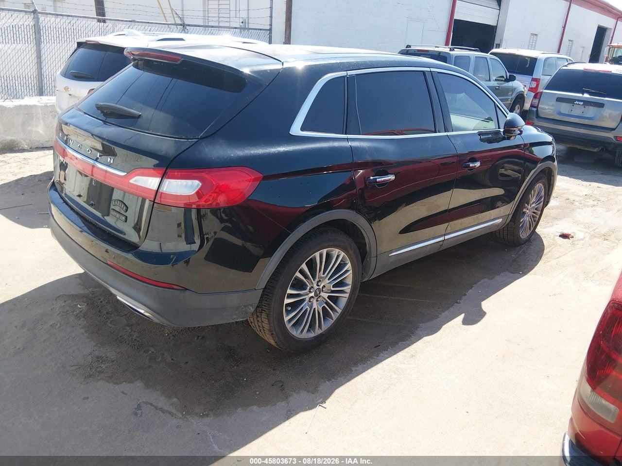 2017 LINCOLN MKX RESERVE · 4/11