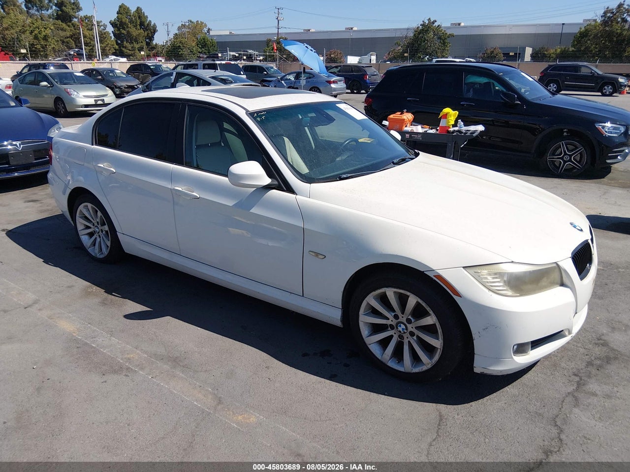 WBAPH5C58BA****** · 2011 BMW 328I
