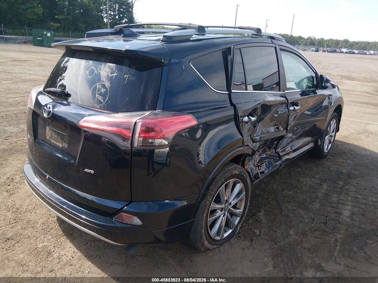 2017 TOYOTA RAV4 PLATINUM · 4/11