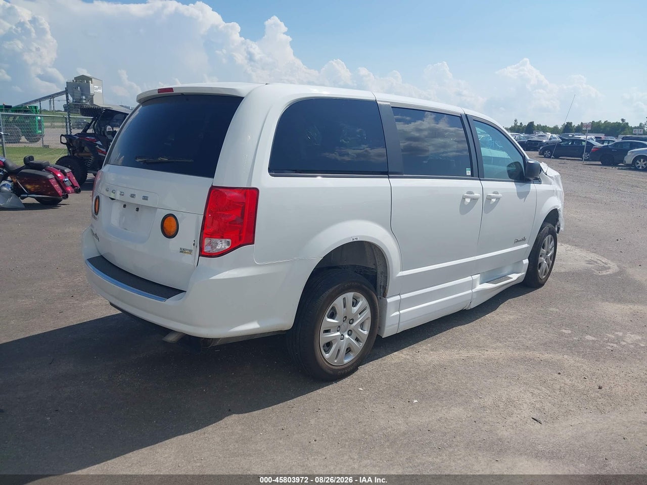 2018 DODGE GRAND CARAVAN SE · 4/10