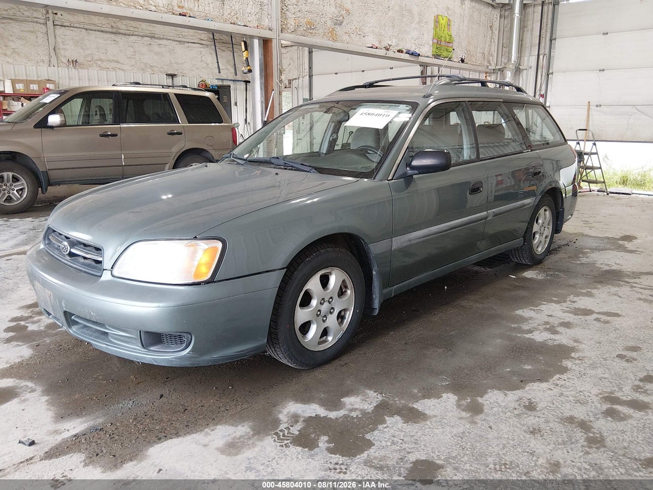 2001 SUBARU LEGACY L · 2/11
