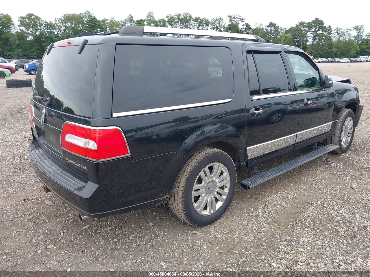 2014 LINCOLN NAVIGATOR L   · 4/11