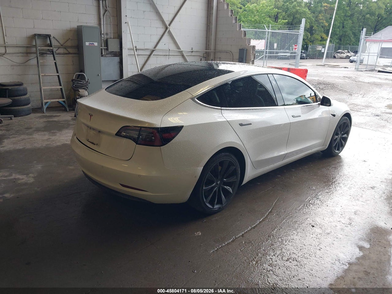 2018 TESLA MODEL 3 LONG RANGE/MID RANGE · 4/9