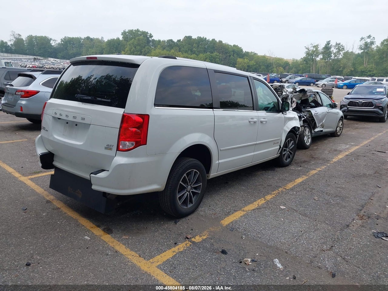 2017 DODGE GRAND CARAVAN SXT · 4/11