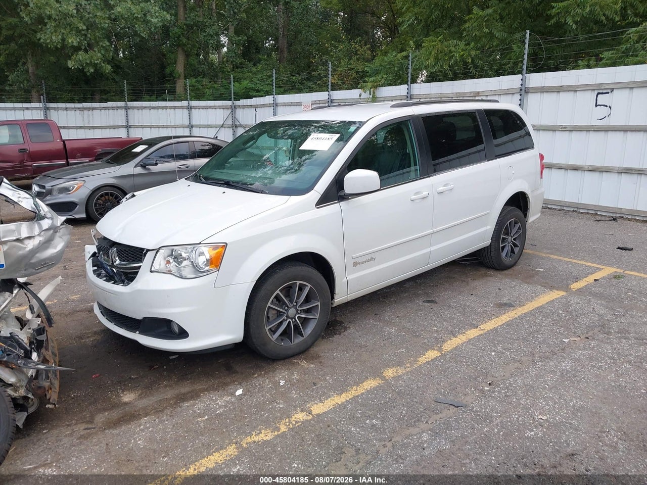 2017 DODGE GRAND CARAVAN SXT · 2/11