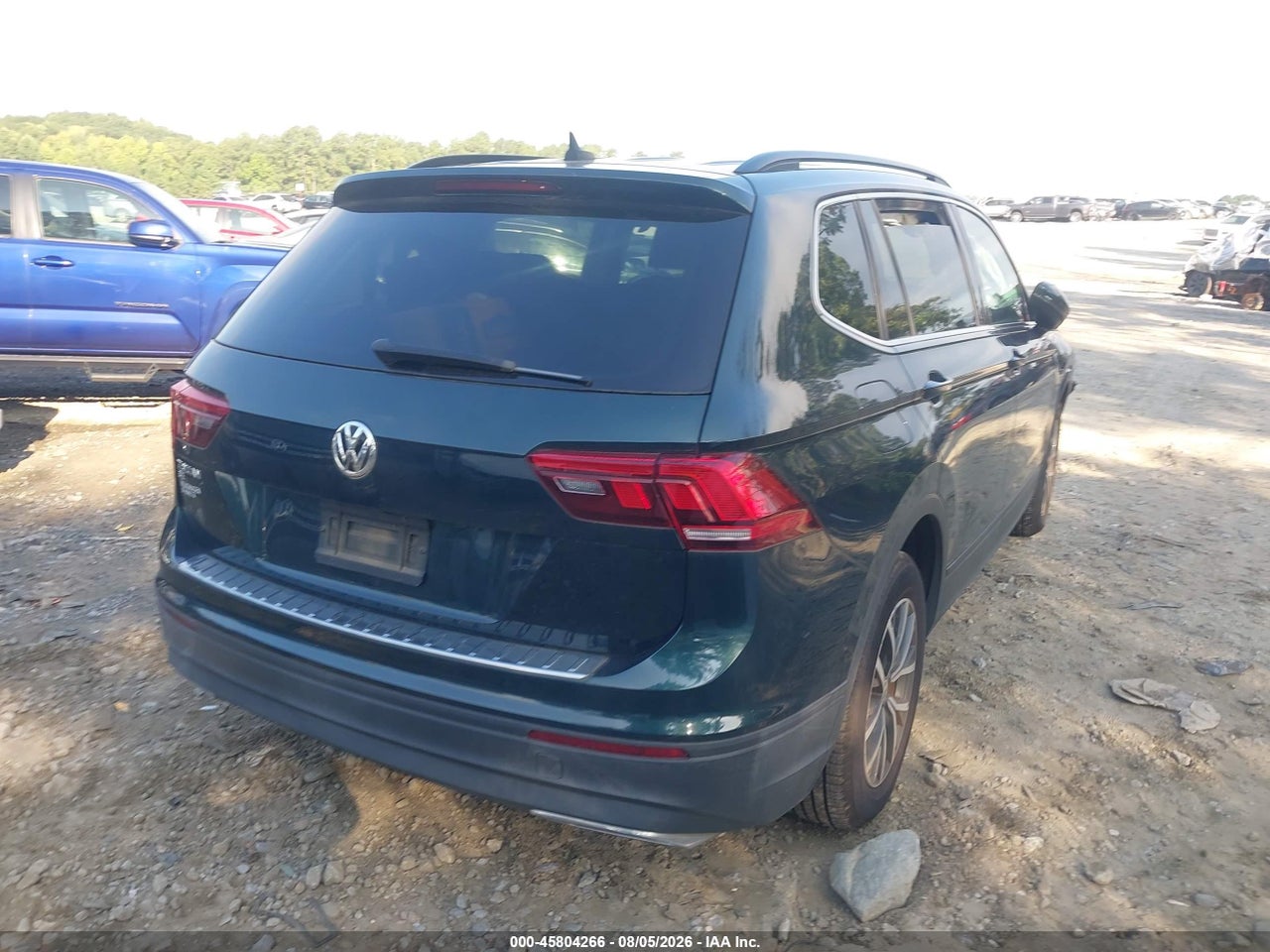 2019 VOLKSWAGEN TIGUAN 2.0T SE/2.0T SEL/2.0T SEL R-LINE/2.0T SEL R-LINE BLACK · 4/10