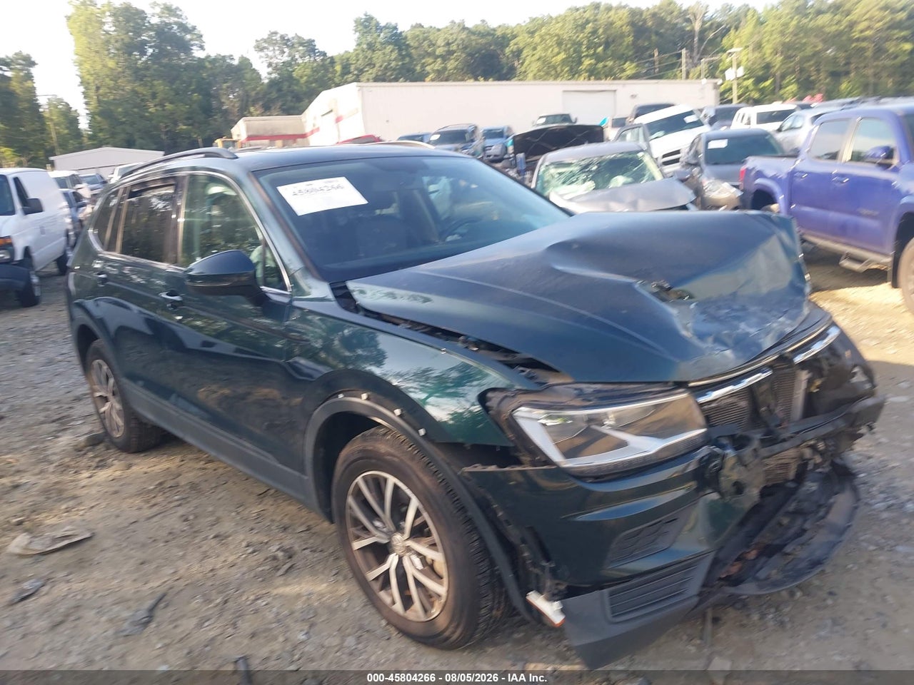 3VV3B7AX2KM****** · 2019 VOLKSWAGEN TIGUAN 2.0T SE/2.0T SEL/2.0T SEL R-LINE/2.0T SEL R-LINE BLACK