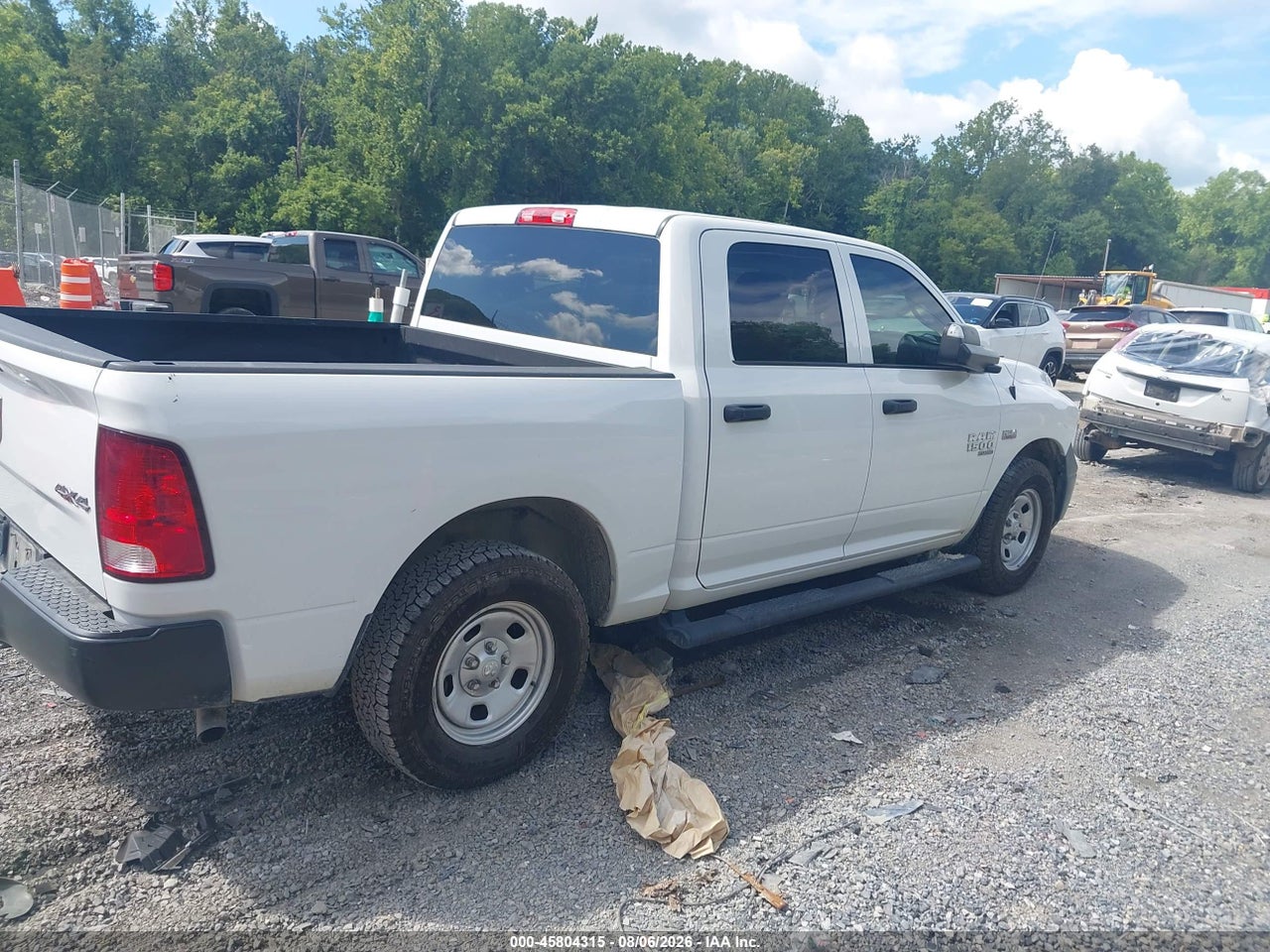 2021 RAM 1500 CLASSIC TRADESMAN  4X4 5'7 BOX · 4/11