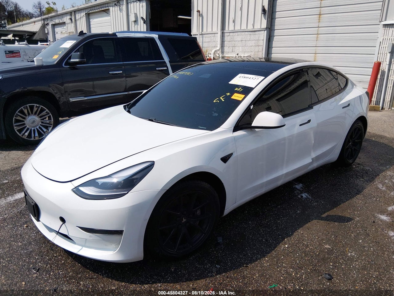 2021 TESLA MODEL 3 STANDARD RANGE PLUS REAR-WHEEL DRIVE · 2/5